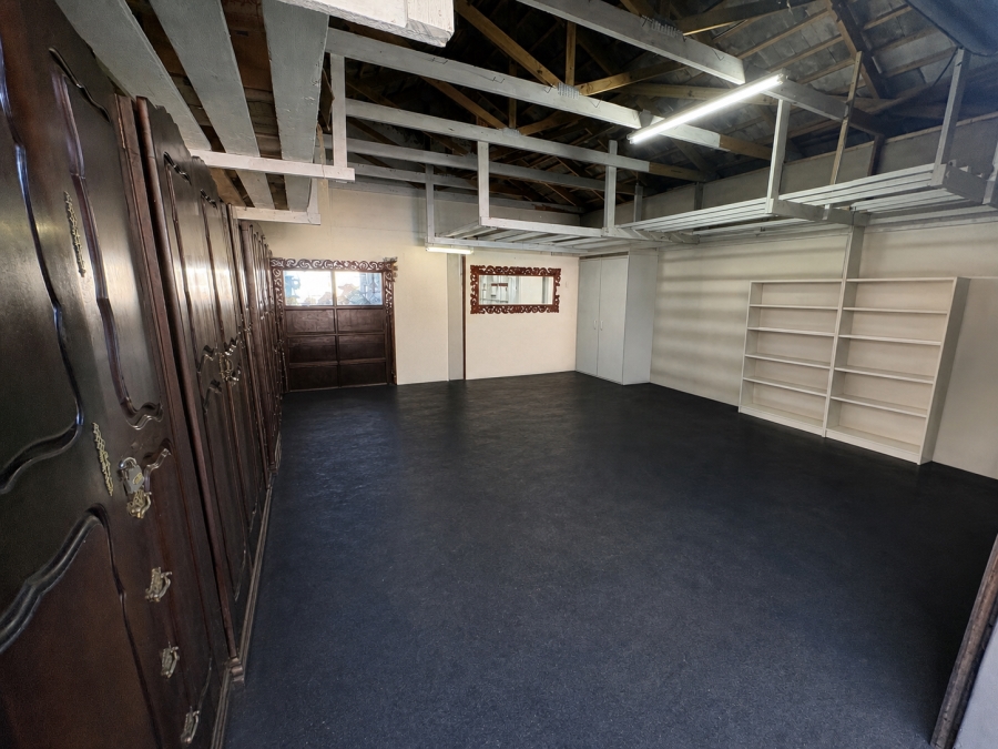 4 Bedroom Property for Sale in Nahoon Beach Eastern Cape